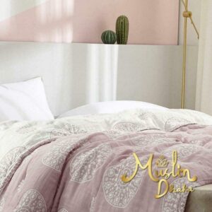 The Advantages of a Muslin Throw Blanket