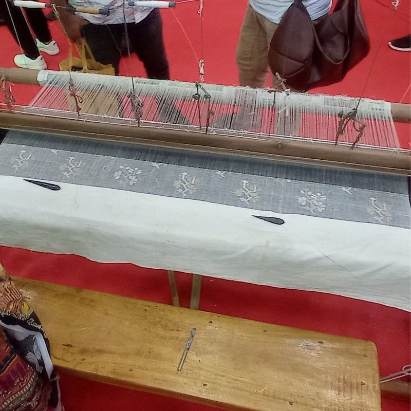 traditional plain weaving