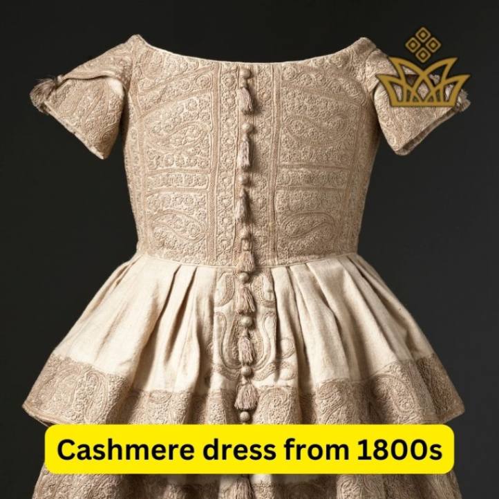 Cashmere wool classic dress