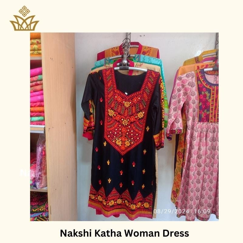 Nakshi Katha Woman dress