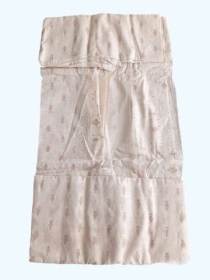 Minimalist Dhaka Muslin Saree